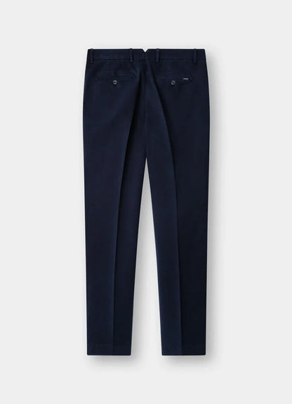 Slim Fit Kensington Chino